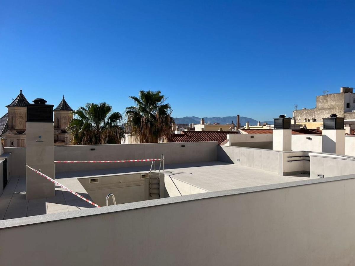 Holidays2Malaga Alta Downtown Pool Paddle And Parking New Building Exterior foto